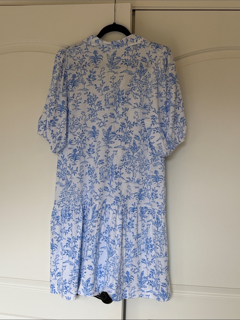 Nwt Lilly Pulitzer Blue and White Floral Bingley Dress size large - Picture 3 of 4